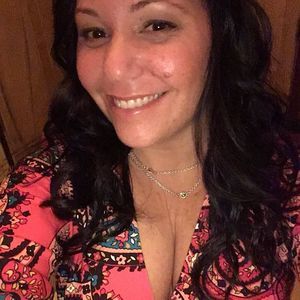 Meet your Posher, Dayna